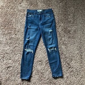 Garage Clothing Distressed Jegging